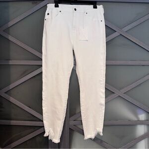 KanCan White High Rise Ankle Jeans With frayed Hem